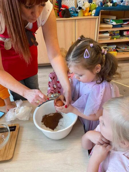 pieczemy pierniczki 1