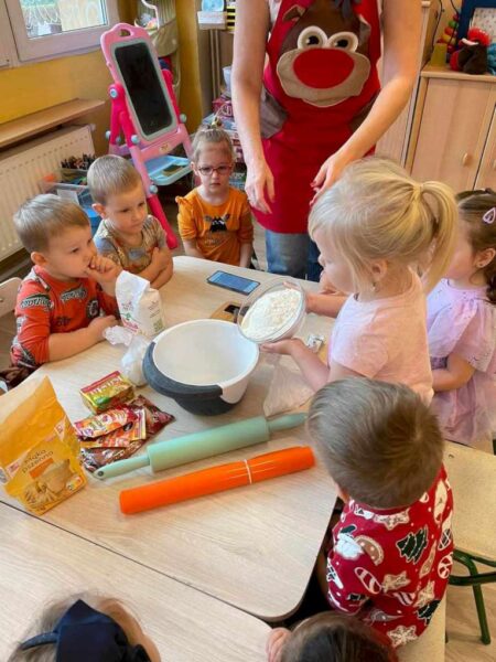 pieczemy pierniczki 4