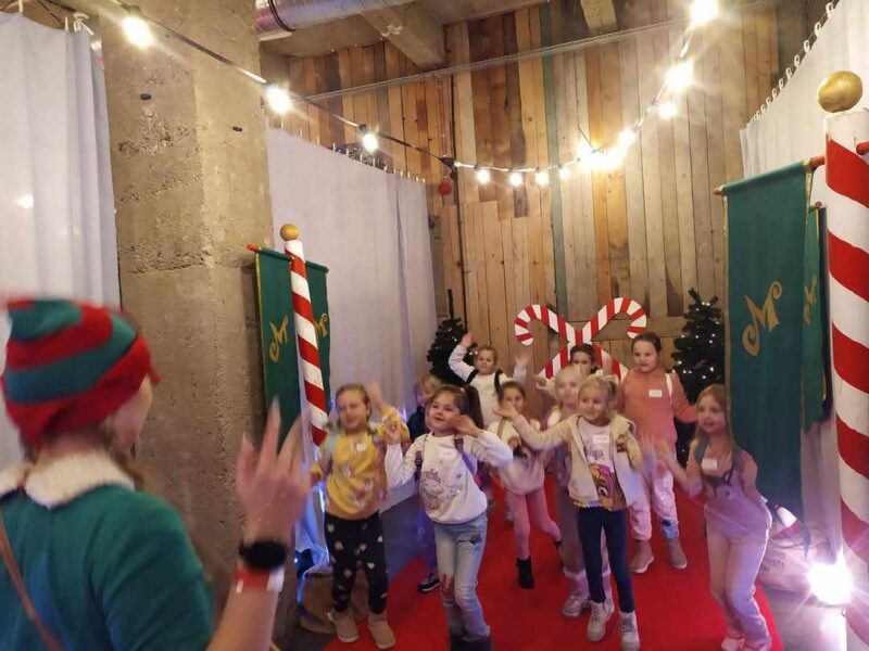 wycieczka do fabryki elfow 1